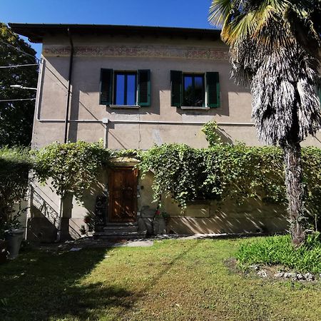 Curt Da Beta - Casa Vacanze Con Giardino, In Corte Del XVIII Secolo Malnate Exterior foto