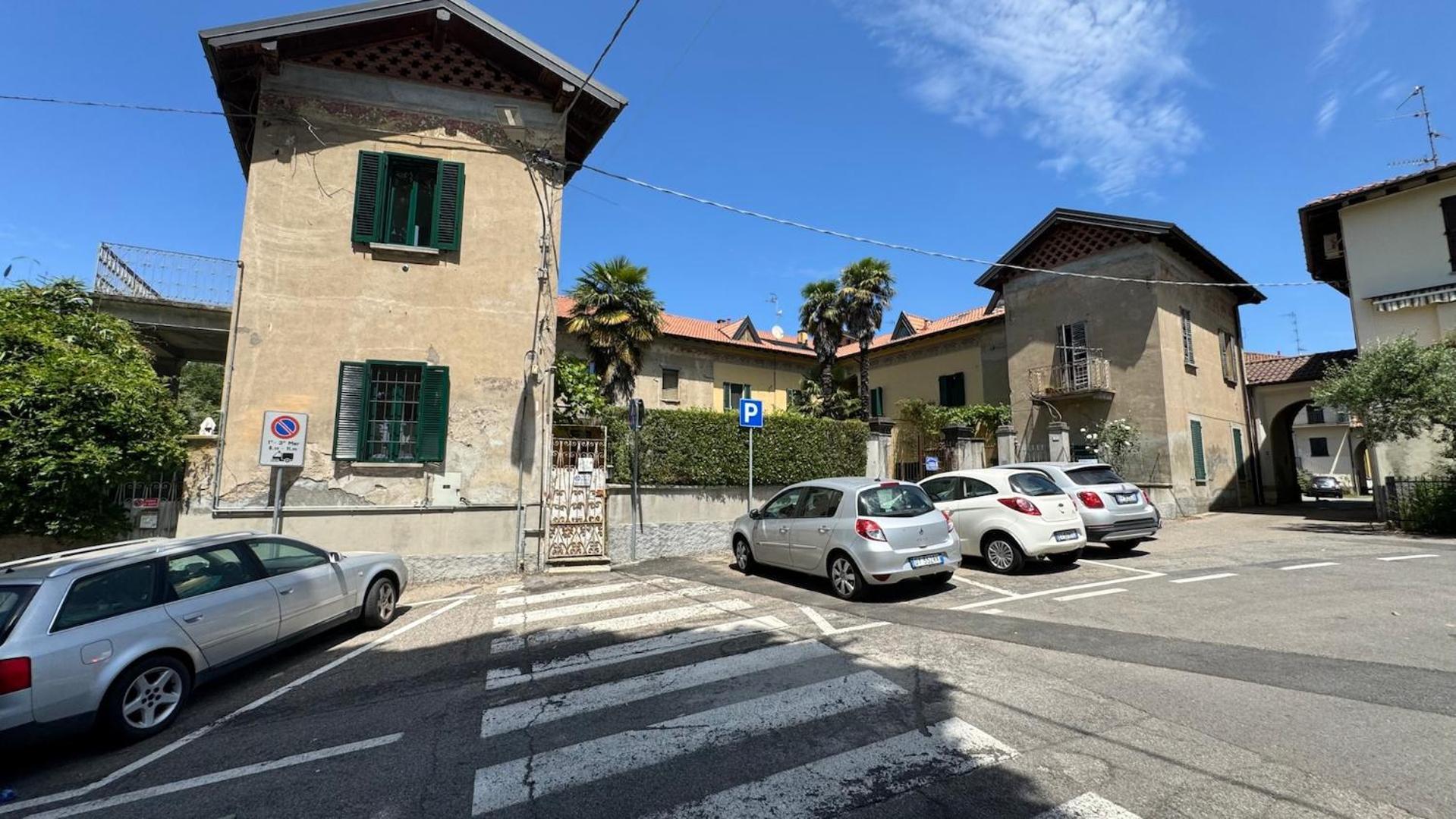 Curt Da Beta - Casa Vacanze Con Giardino, In Corte Del XVIII Secolo Malnate Exterior foto
